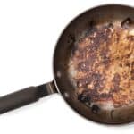 5-Easy-Methods-To-Clean-A-Burnt-Pan