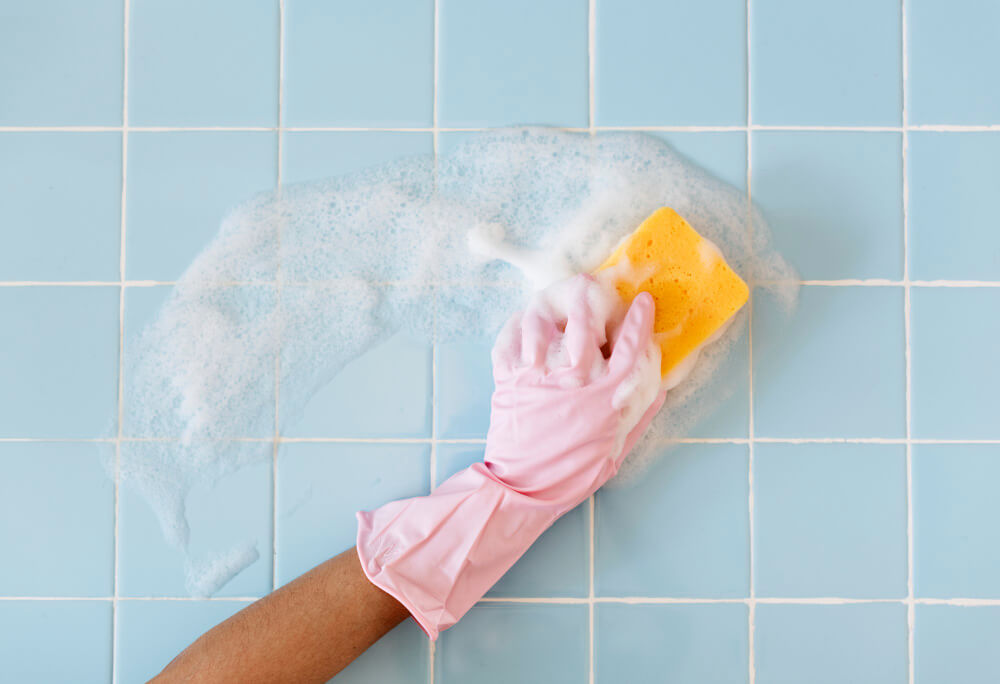 how to clean tiles in kitchen
