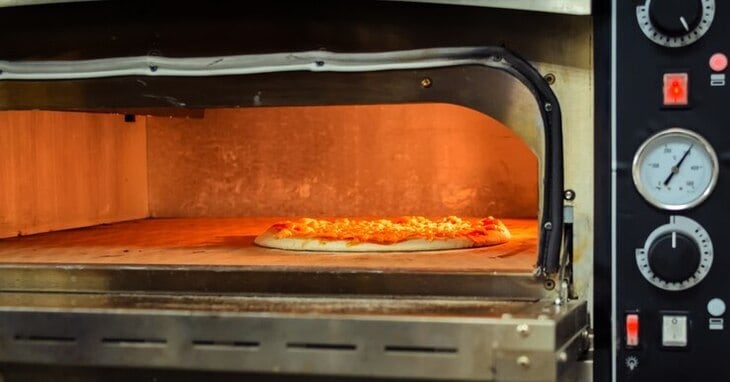 How-To-Use-An-Electric-Pizza-Oven