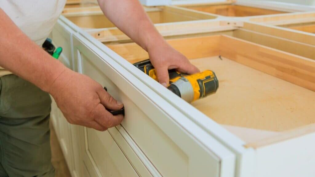 How-long-does-it-take-to-install-kitchen-cabinets